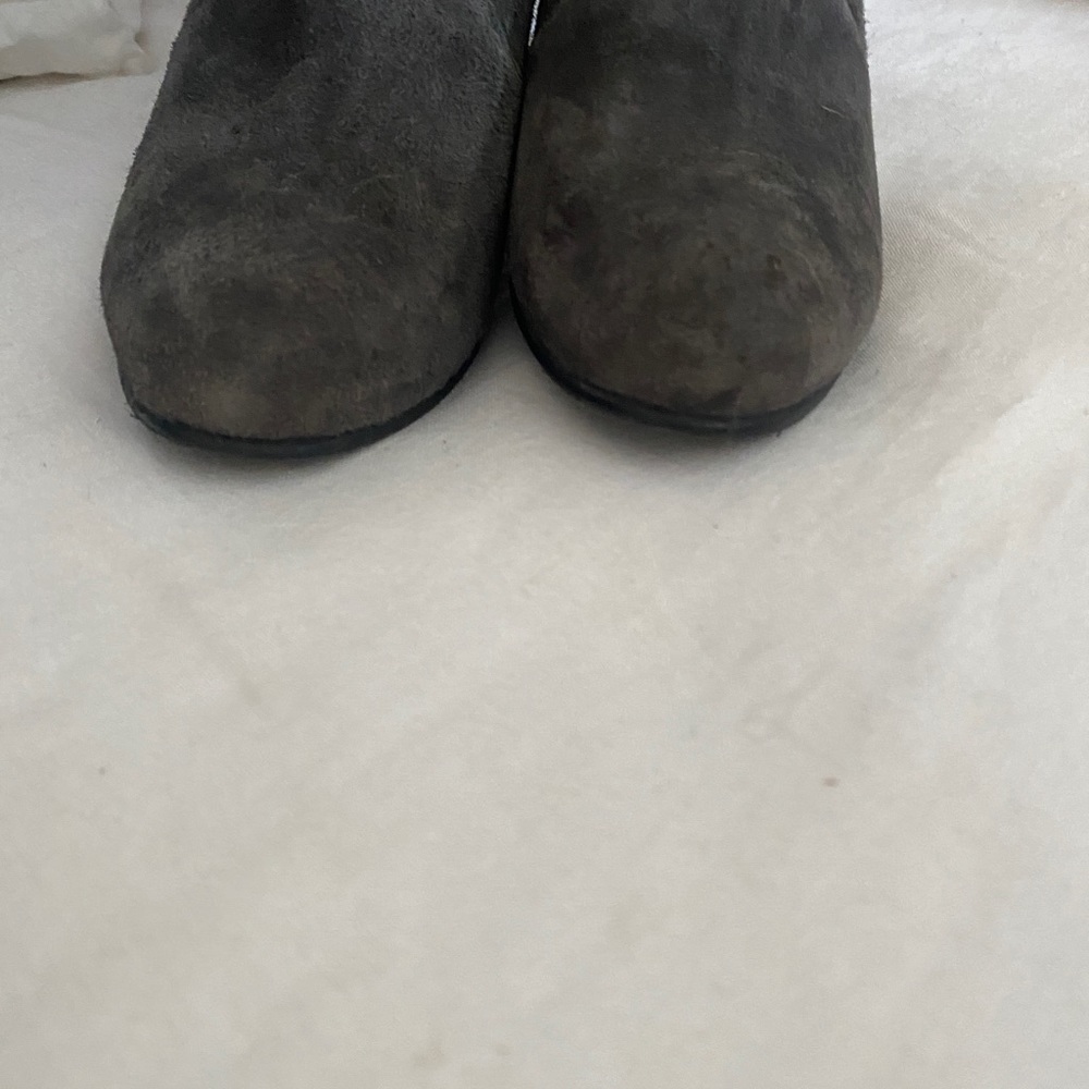 Stuart Weitzman Highland Boot Gray Suede Size 8 - image 4